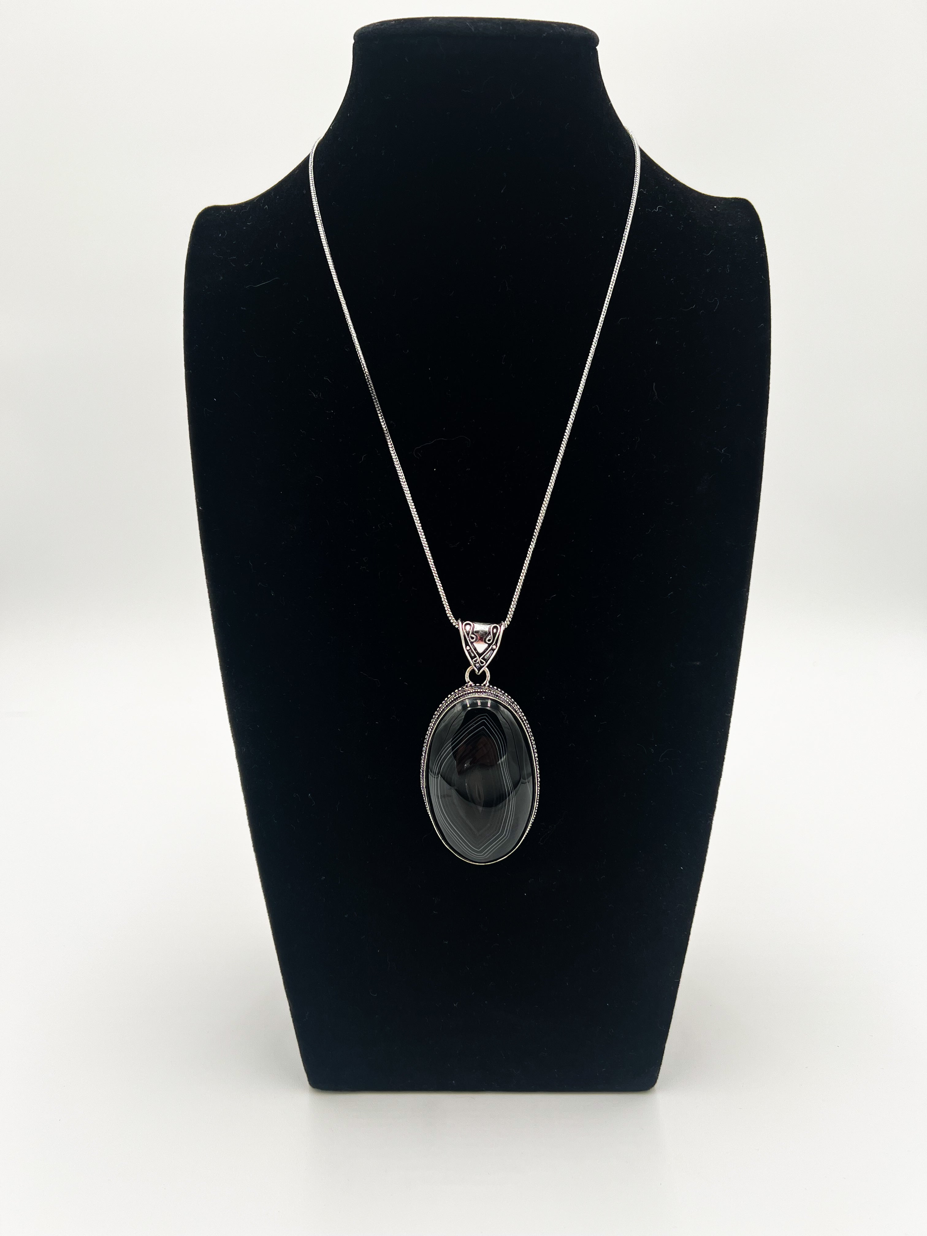 Banded Agate Black Necklace 20"