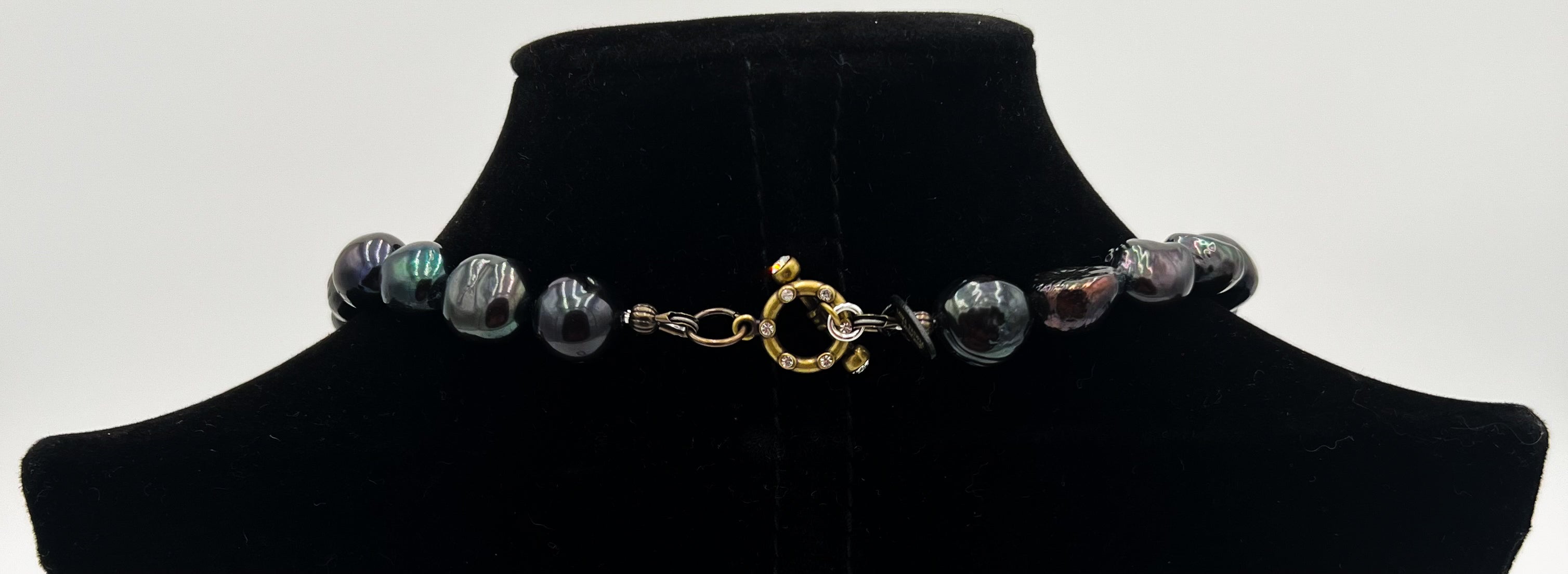 Black Pearl Necklace & Bracelet Set