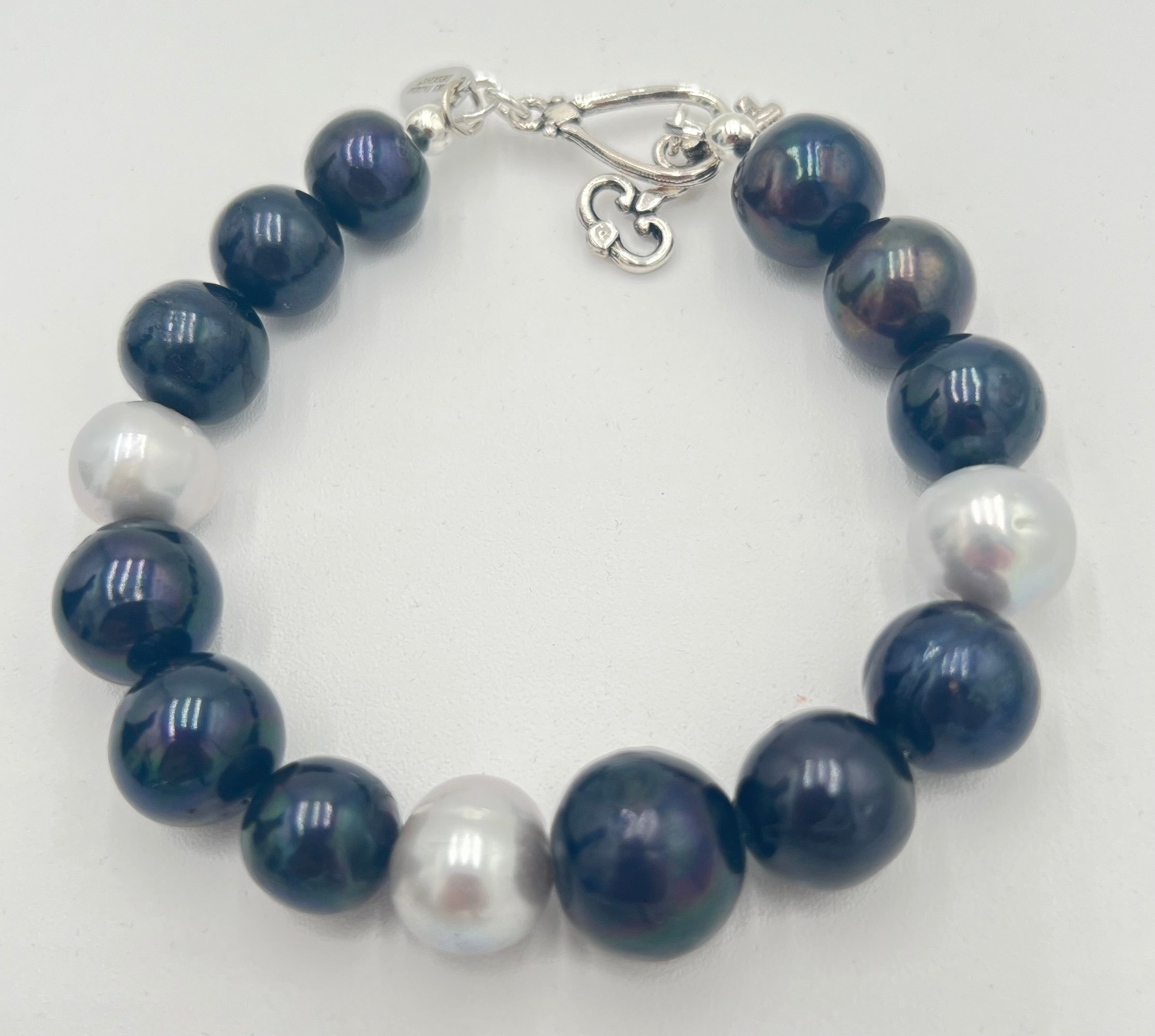 Pearl Bracelet 7"