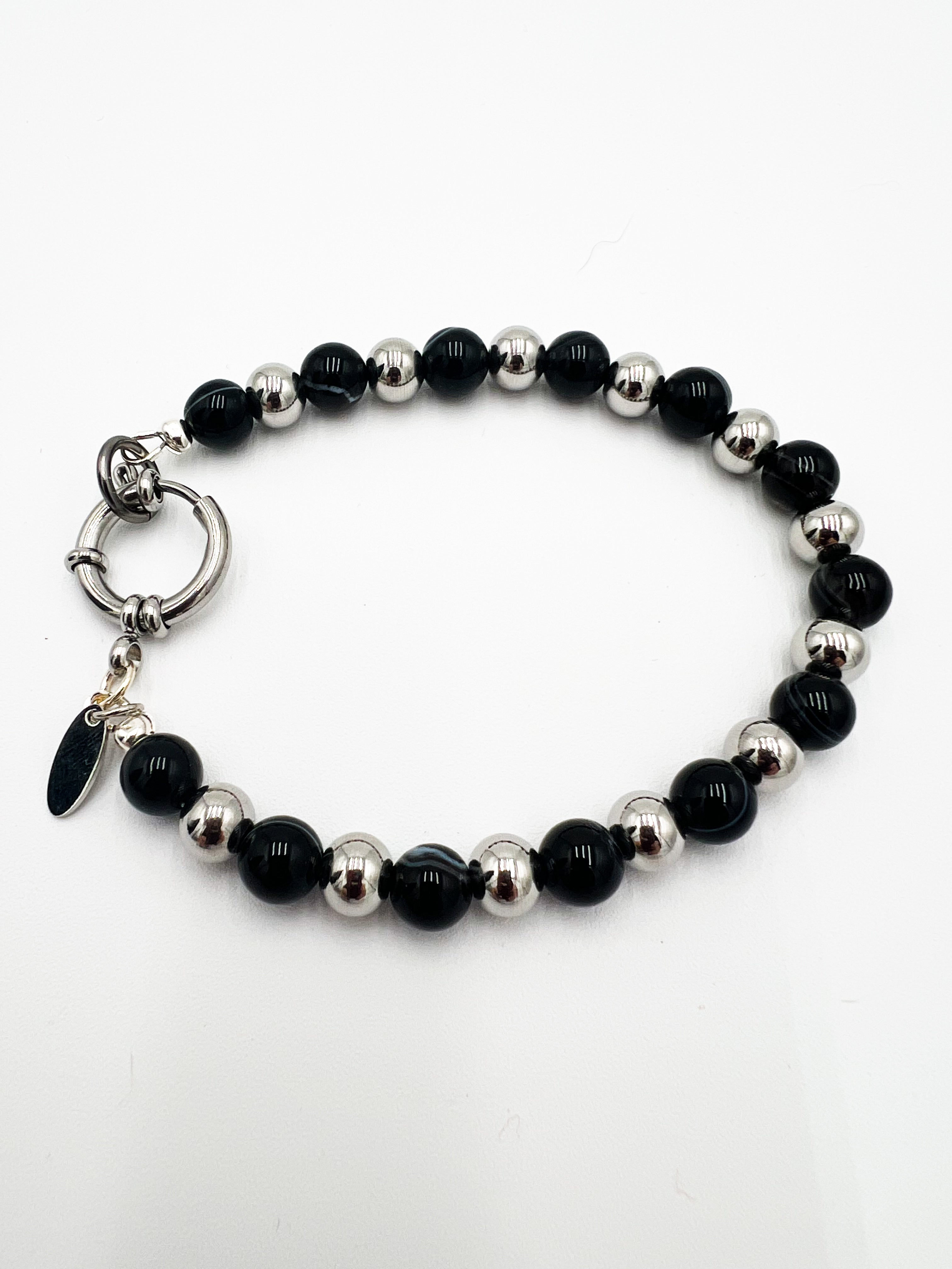 Tuxedo Agate Bracelet 8"