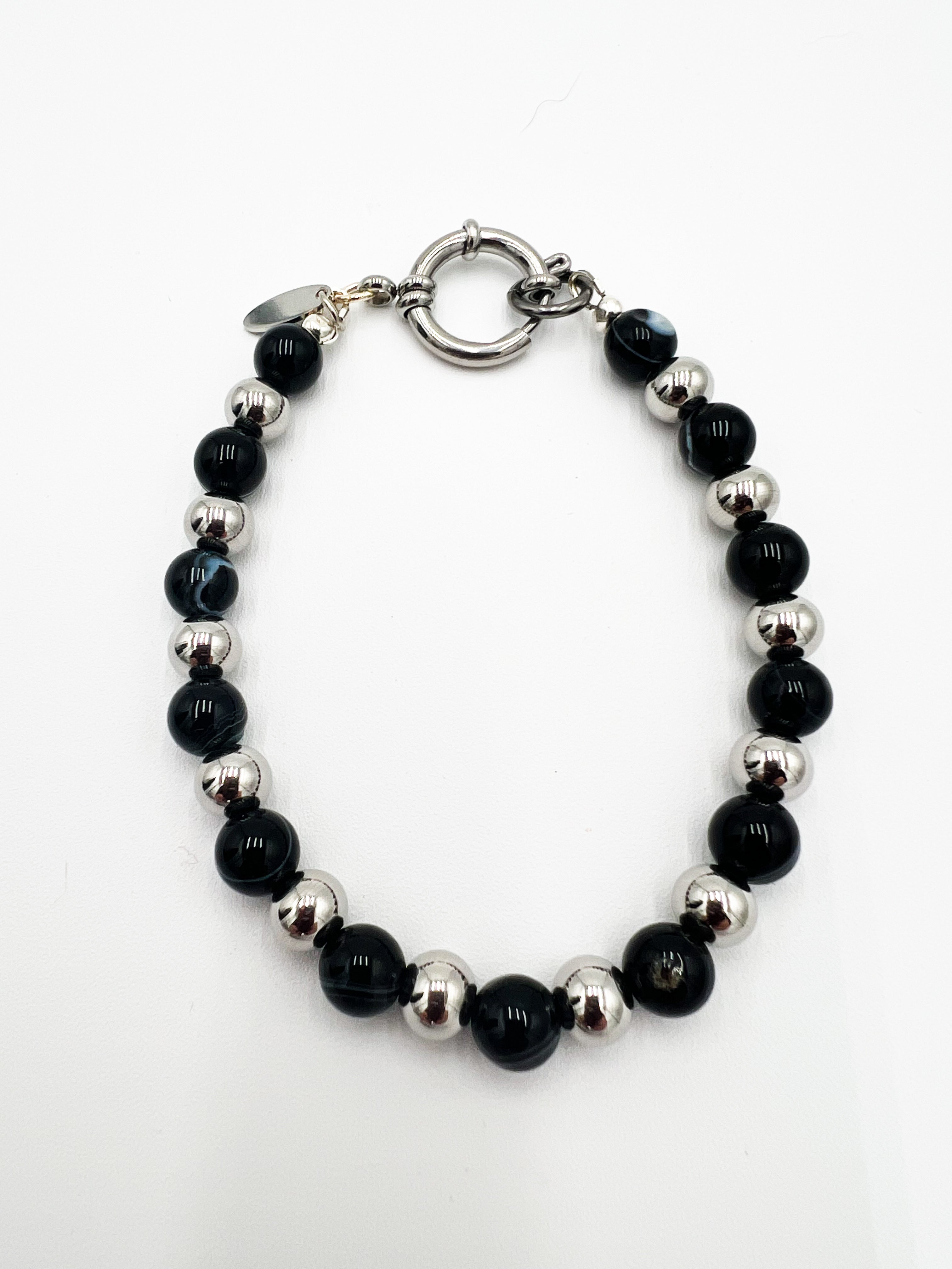 Tuxedo Agate Bracelet 8"
